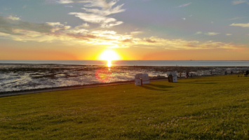 Sonnenuntergang vor Lüttmoorsiel